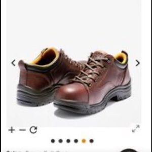 WOMEN'S TITAN CASUAL ALLOY TOE WORK SHOE, only worn twice, size 7 1/2.